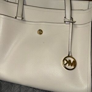 MICHAEL Michael Kors White and Gold Tote with Structured Elegance